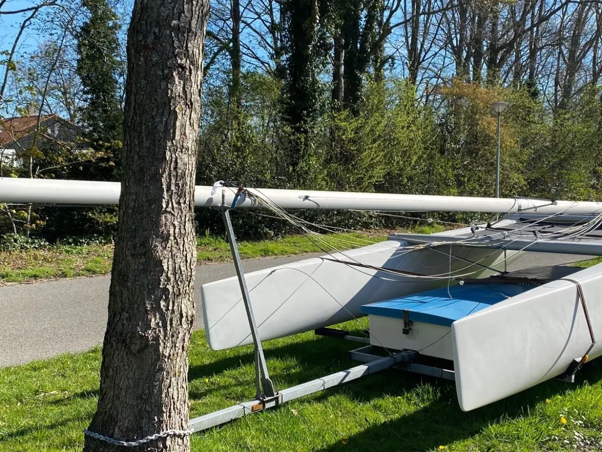 Polyester catamaran Nacra 500