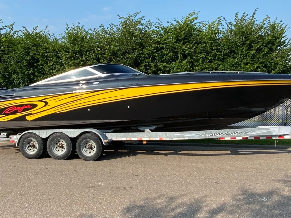 Polyester Speedboat Baja 342