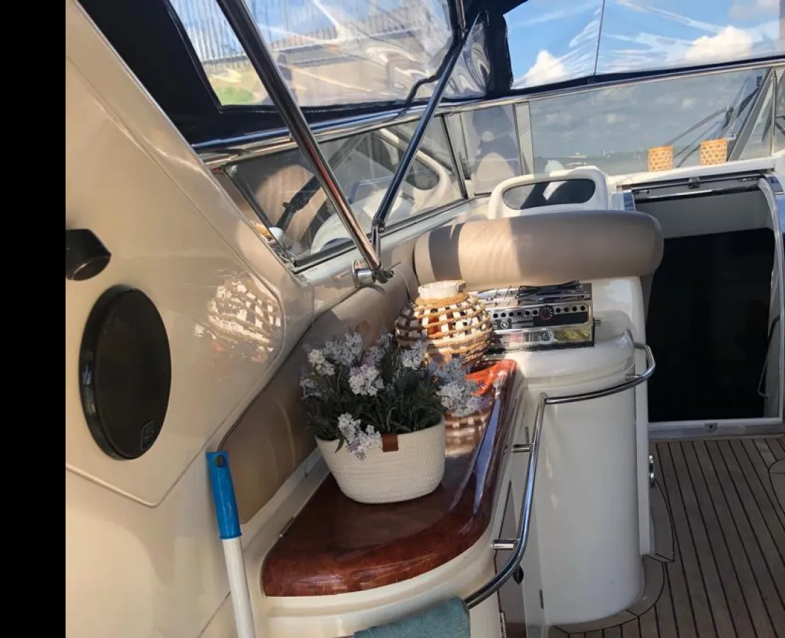 Polyester Motorboot Sunseeker Camargue 55