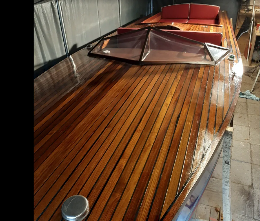 Wood Speedboat Autoboot 800