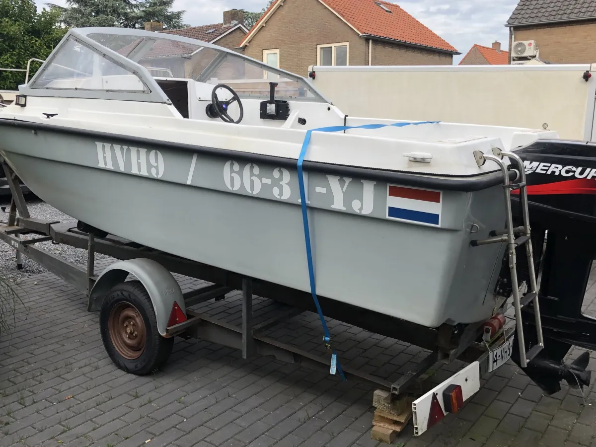 Polyester Speedboat Oldenburg M17