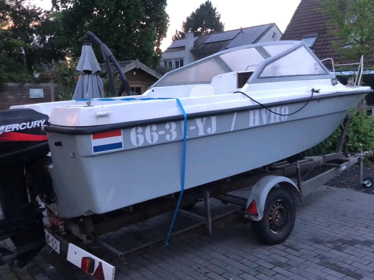 Polyester Speedboat Oldenburg M17