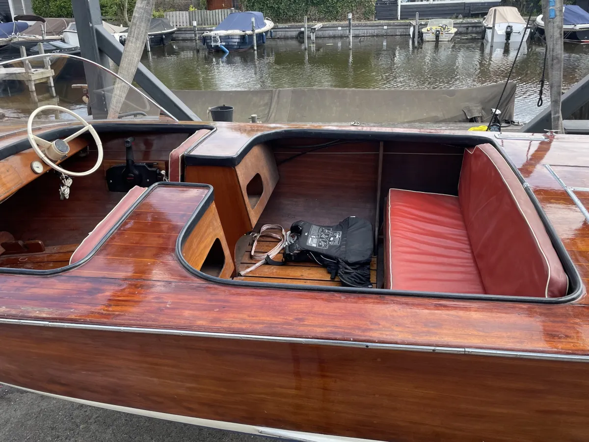 Wood Speedboat Nordson Nereid De Luxe 486