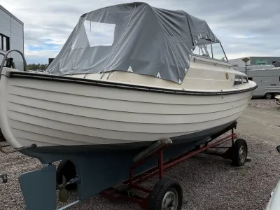 Polyester Motorboat Marex 24 Suncab Photo 2