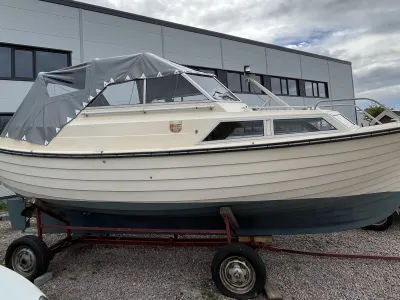 Polyester Motorboat Marex 24 Suncab Photo 4