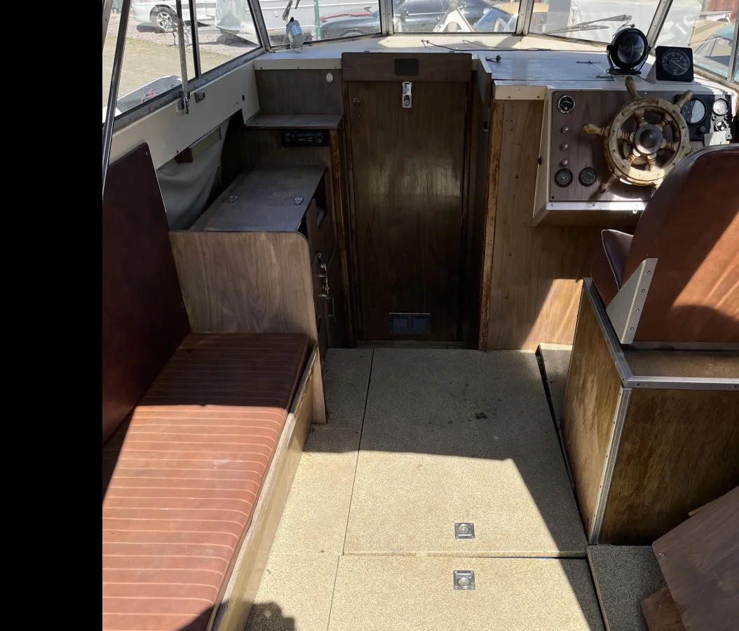 Polyester Motorboat Marex 24 Suncab