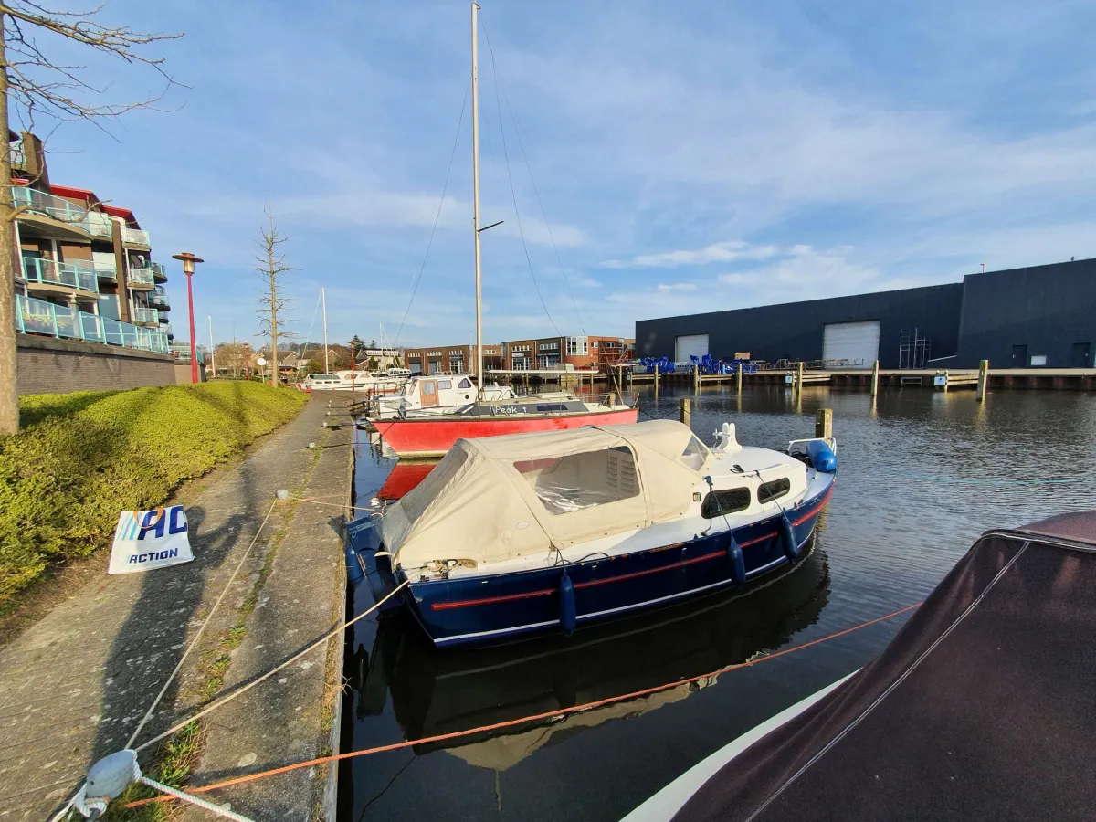 Steel Sailboat Cabin boat 600