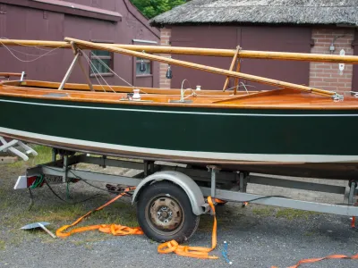 Wood Open zeilboot Spanker 575 Photo 1