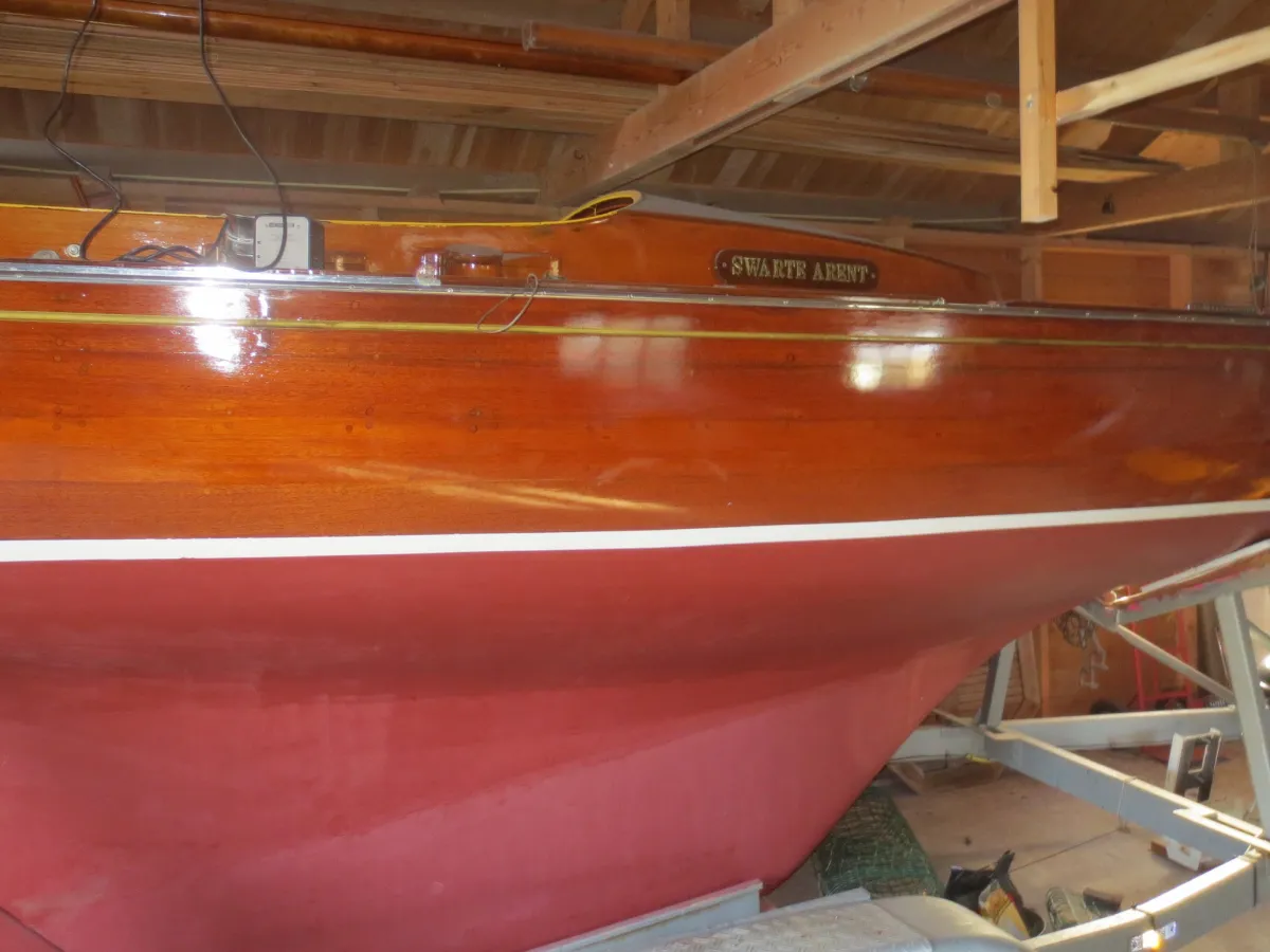 Wood Sailboat Borresen Draak HD198