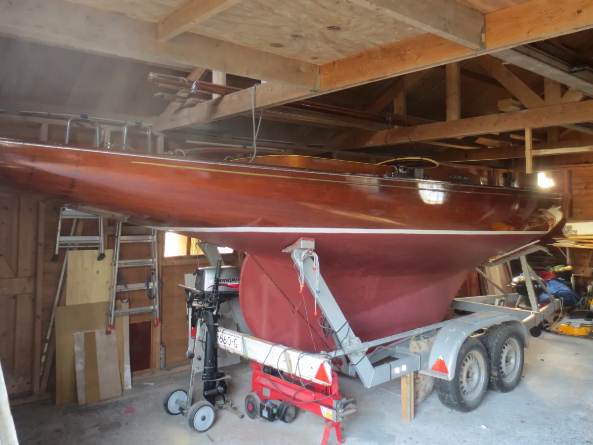 Wood Sailboat Borresen Draak HD198