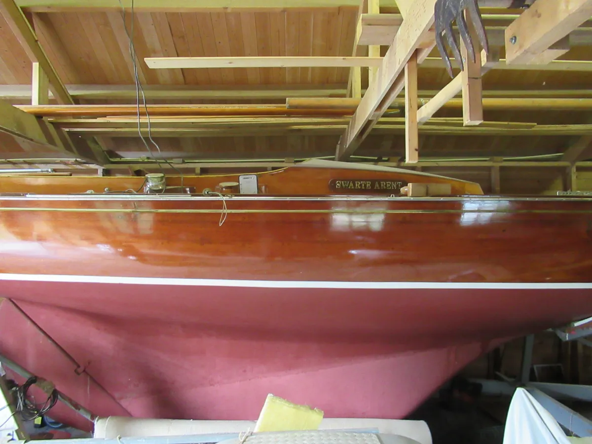 Wood Sailboat Borresen Draak HD198