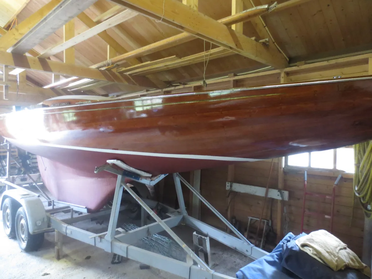 Wood Sailboat Borresen Draak HD198