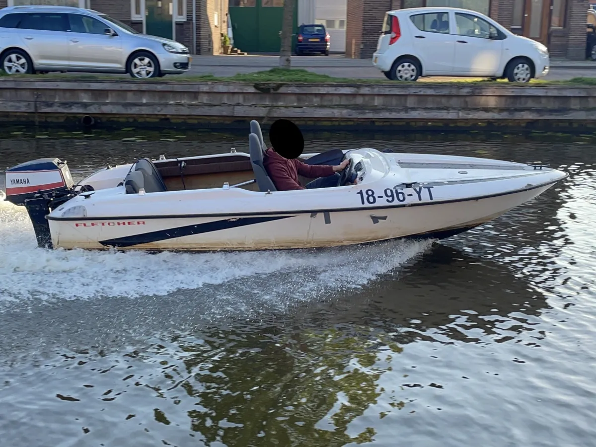 Polyester Speedboat Fletcher 460