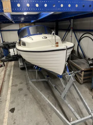 Polyester Sloop Cabin Sloep 600 Photo 2