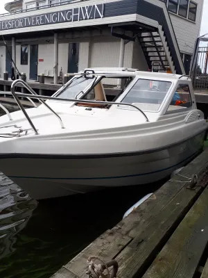 Polyester Speedboat Uttern 5500 HT Photo 12