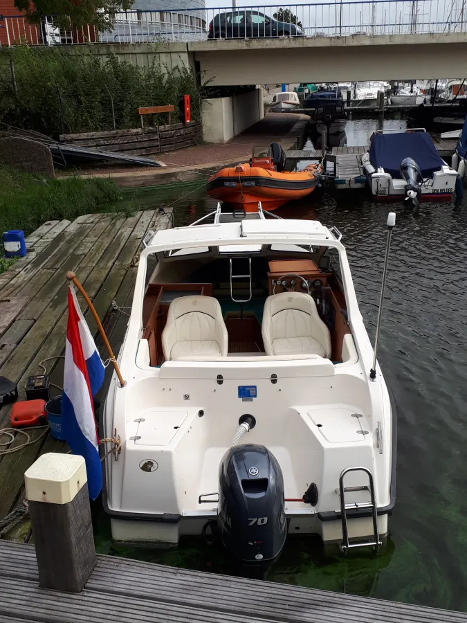 Polyester Speedboat Uttern 5500 HT