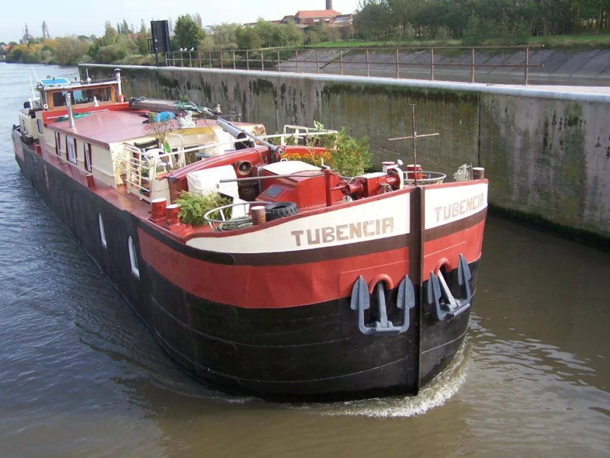 Steel Houseboat Spits 2930