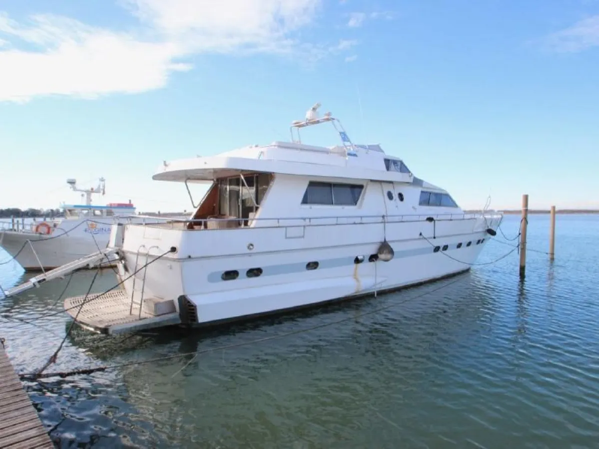 Wood Motorboat Cantieri Navali Livorno Drake