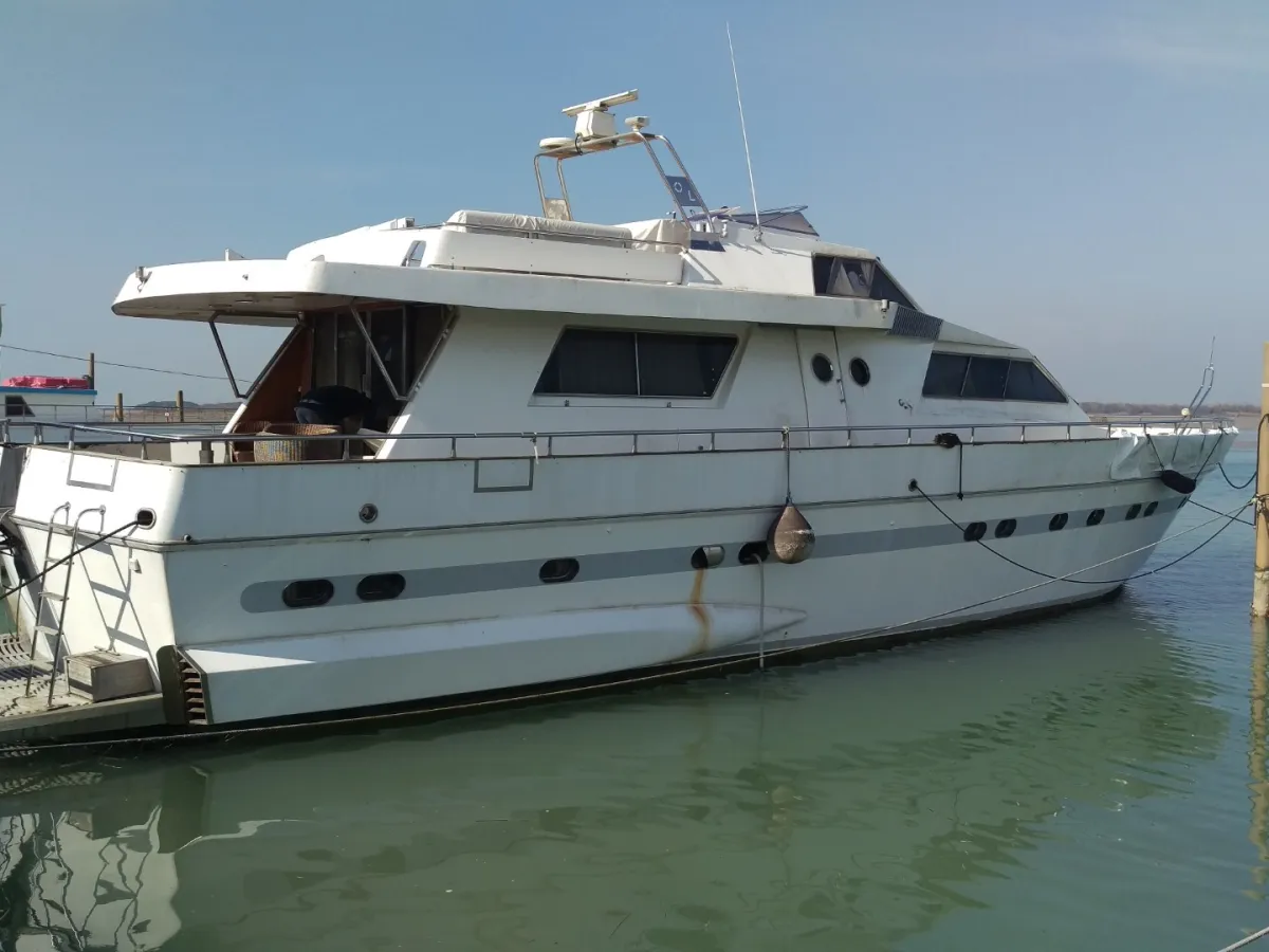 Wood Motorboat Cantieri Navali Livorno Drake