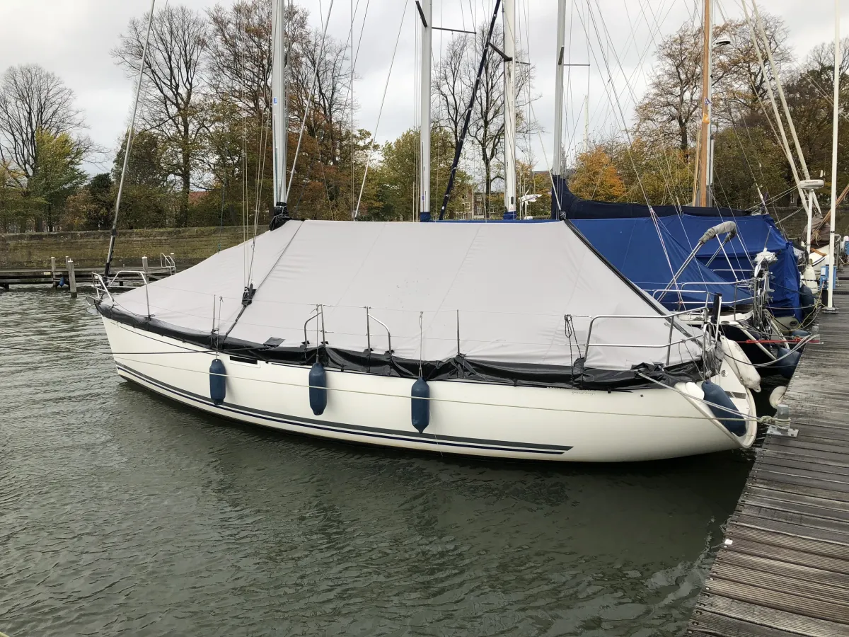 Polyester Sailboat Dufour 385 Grand Large