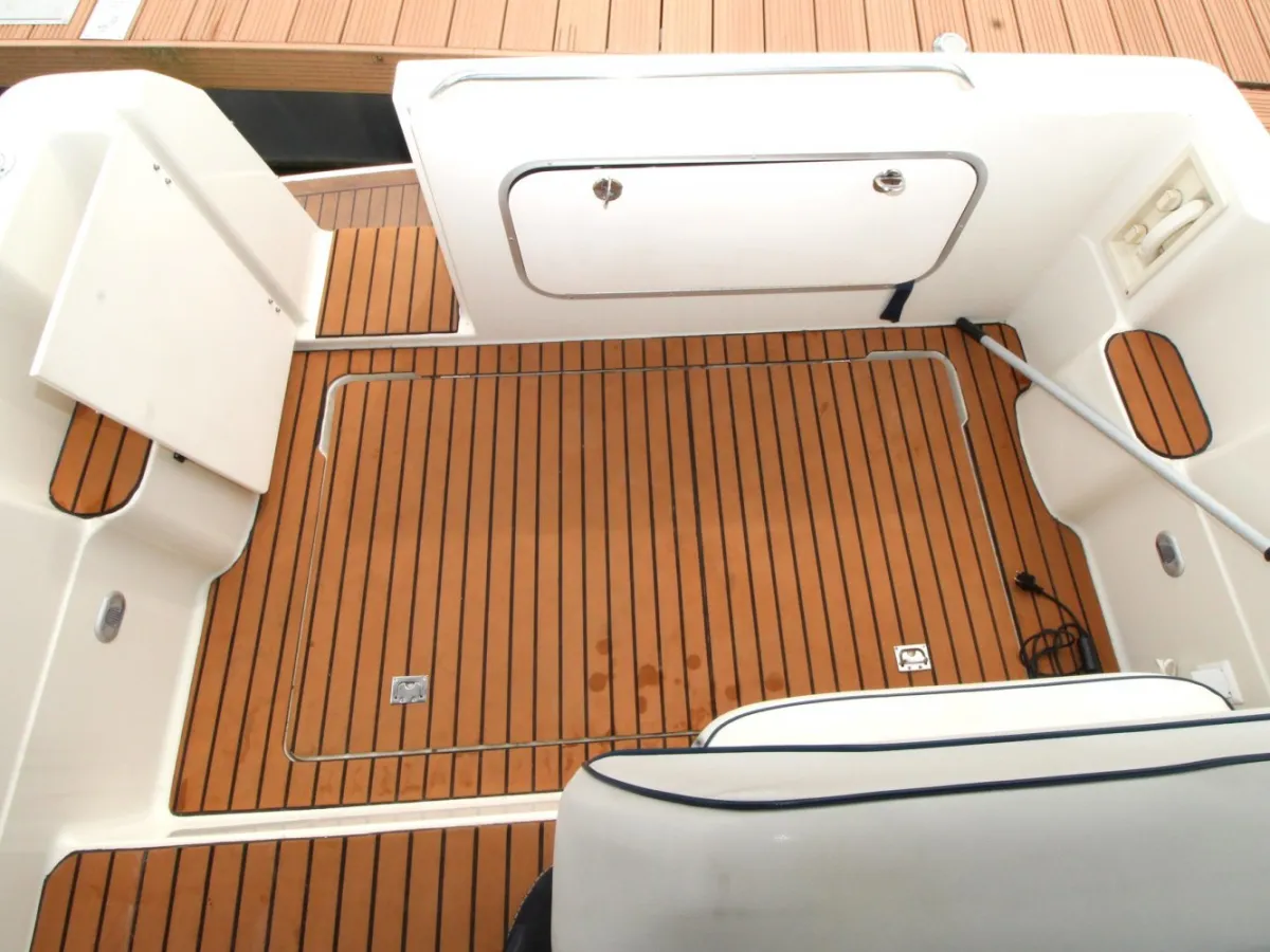 Polyester Motorboat Bayliner 2855 Ciera Sunbridge