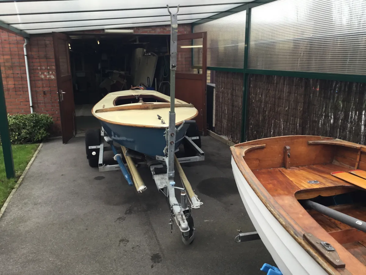 Wood Open zeilboot Snipe Sailingboat