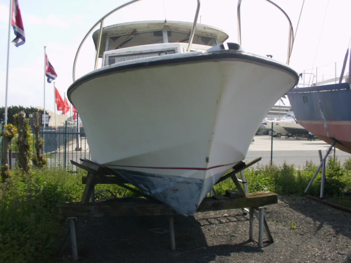 Polyester Motorboat Sport Fisherman 700