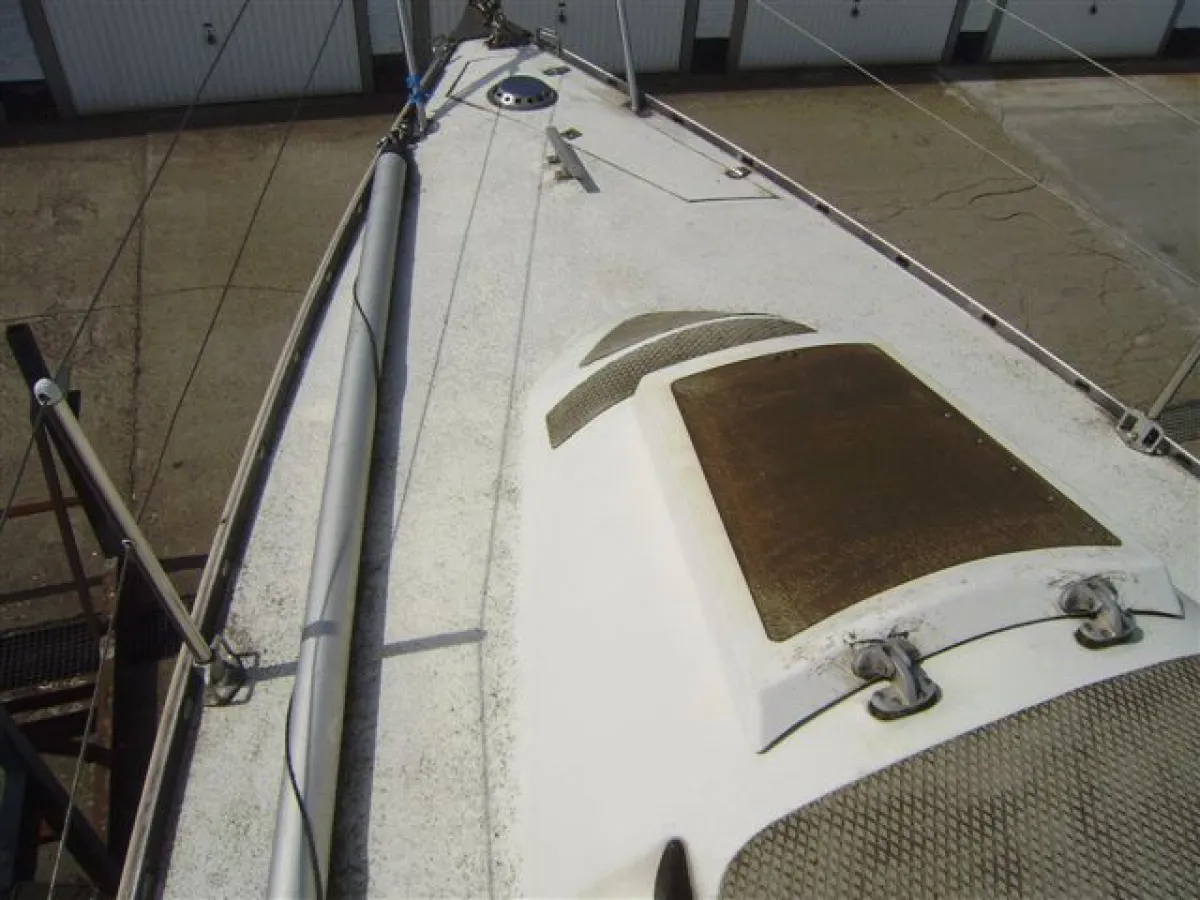 Polyester Sailboat Trapper 500