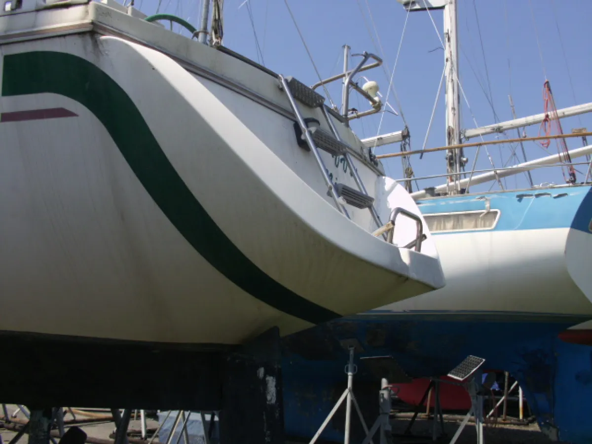 Polyester Sailboat Van de Stadt Jupiter 30