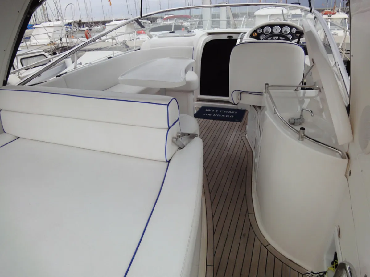 Polyester Speedboat Bavaria 27 Sport