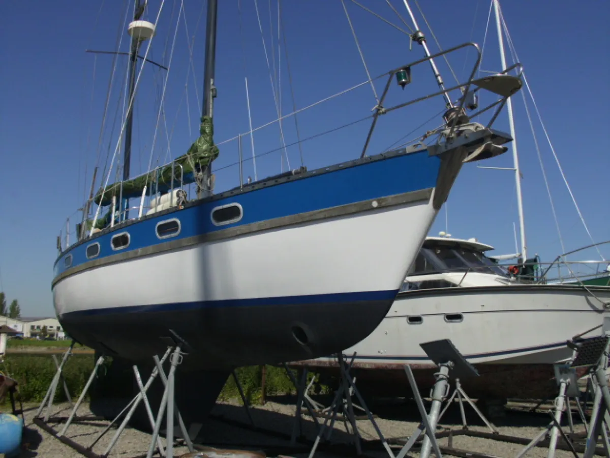 Polyester Sailboat Phantom Ketch 40,8 FT