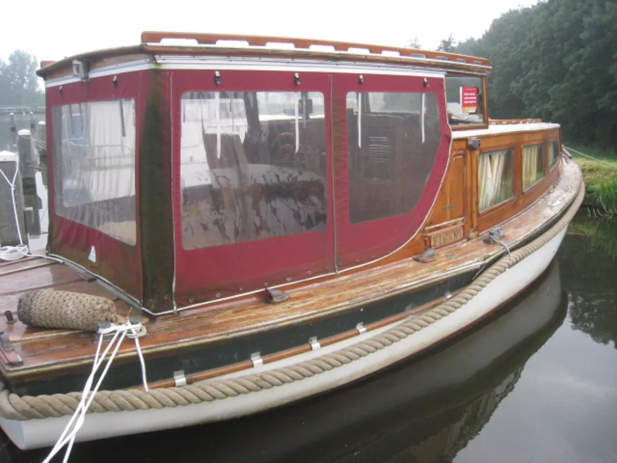 Wood Motorboat Motor cruiser 