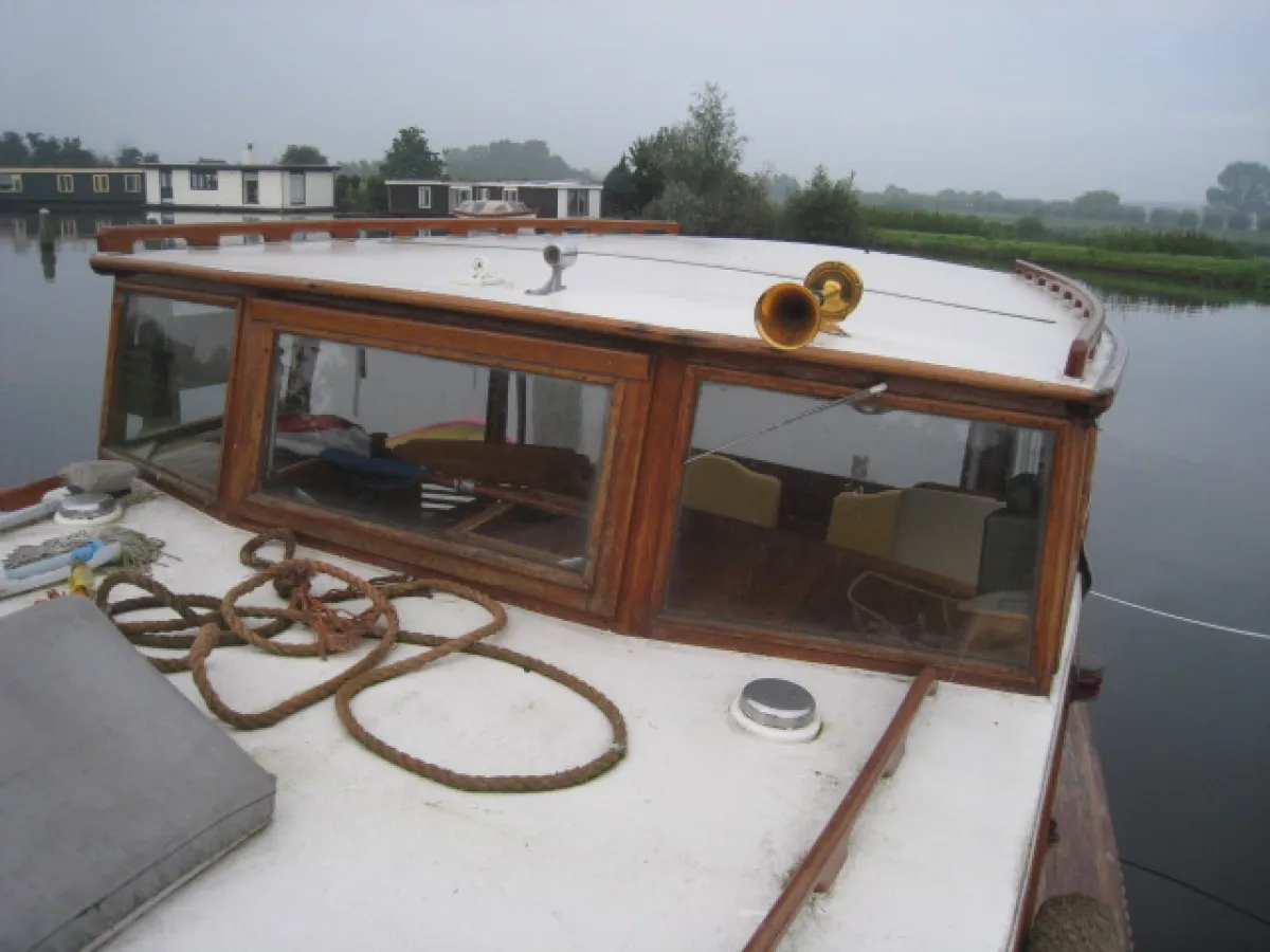 Wood Motorboat Motor cruiser 