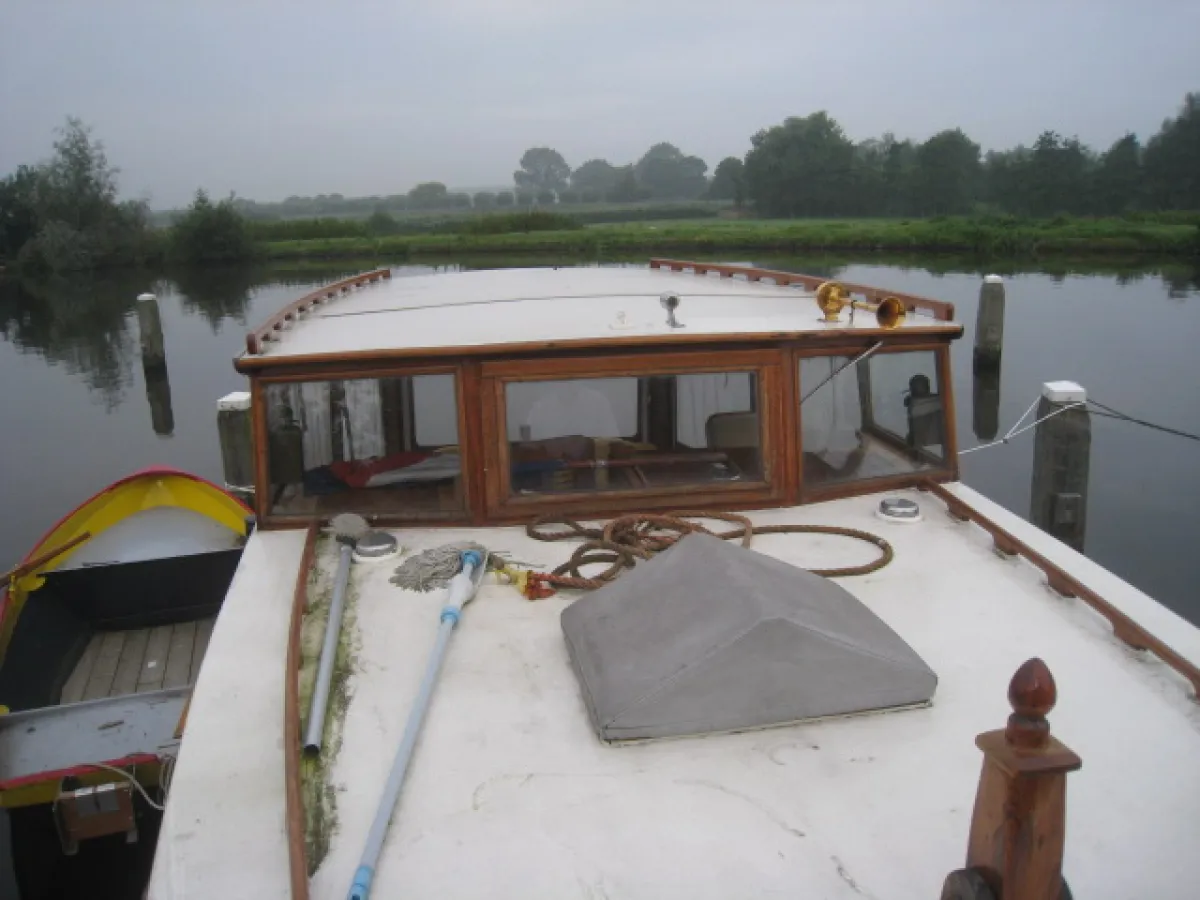 Wood Motorboat Motor cruiser 