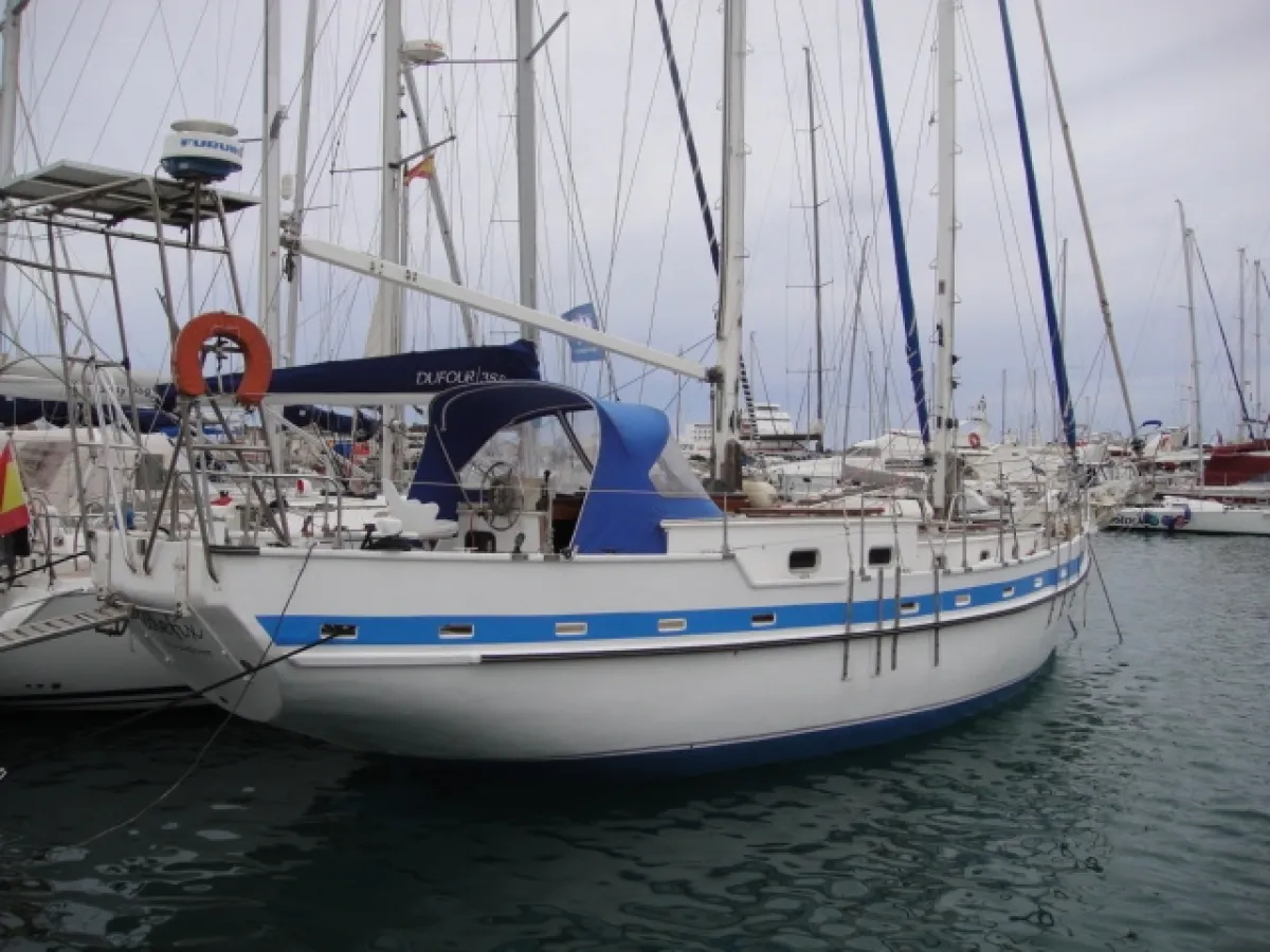 Polyester Sailboat One Off Ketch