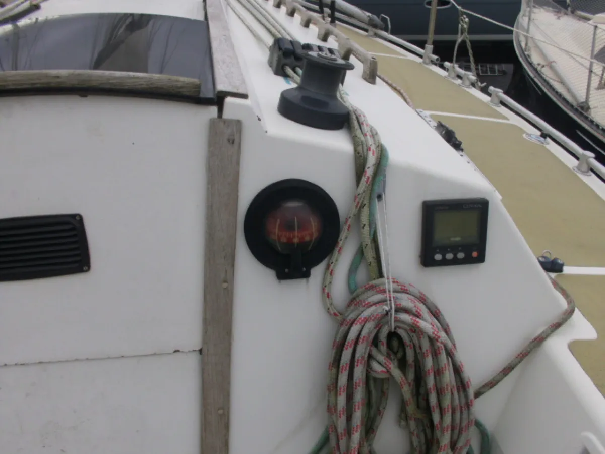 Polyester Sailboat Etap 30