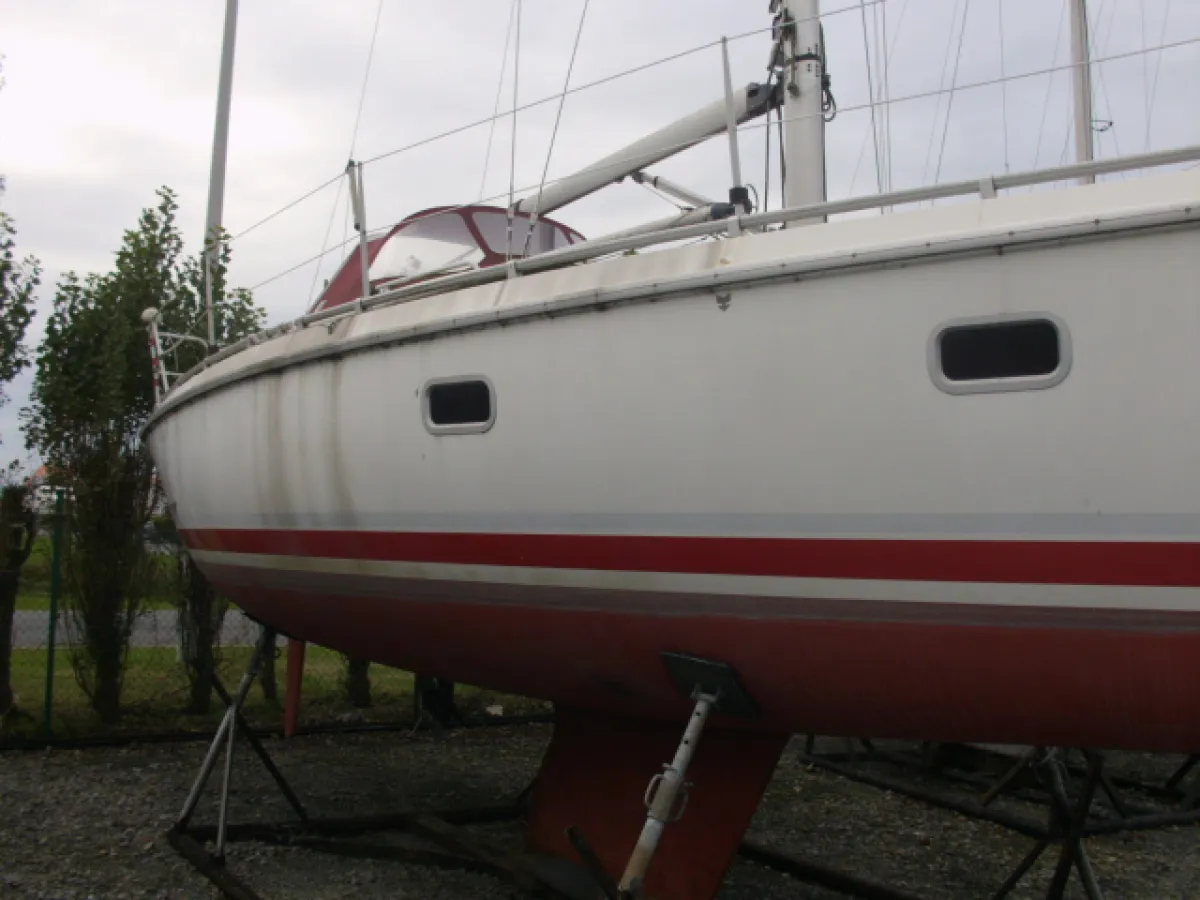 Polyester Sailboat Etap 32i