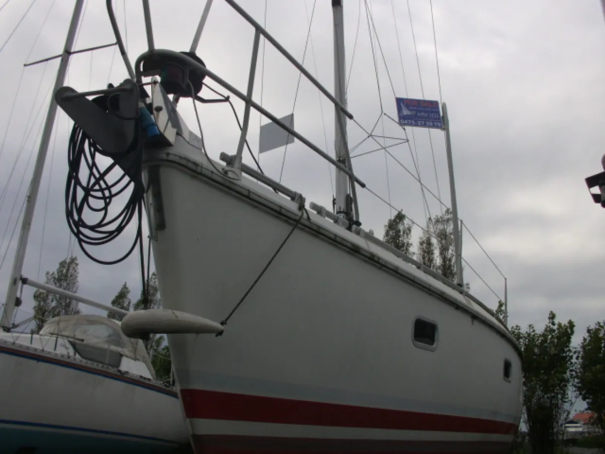 Polyester Sailboat Etap 32i