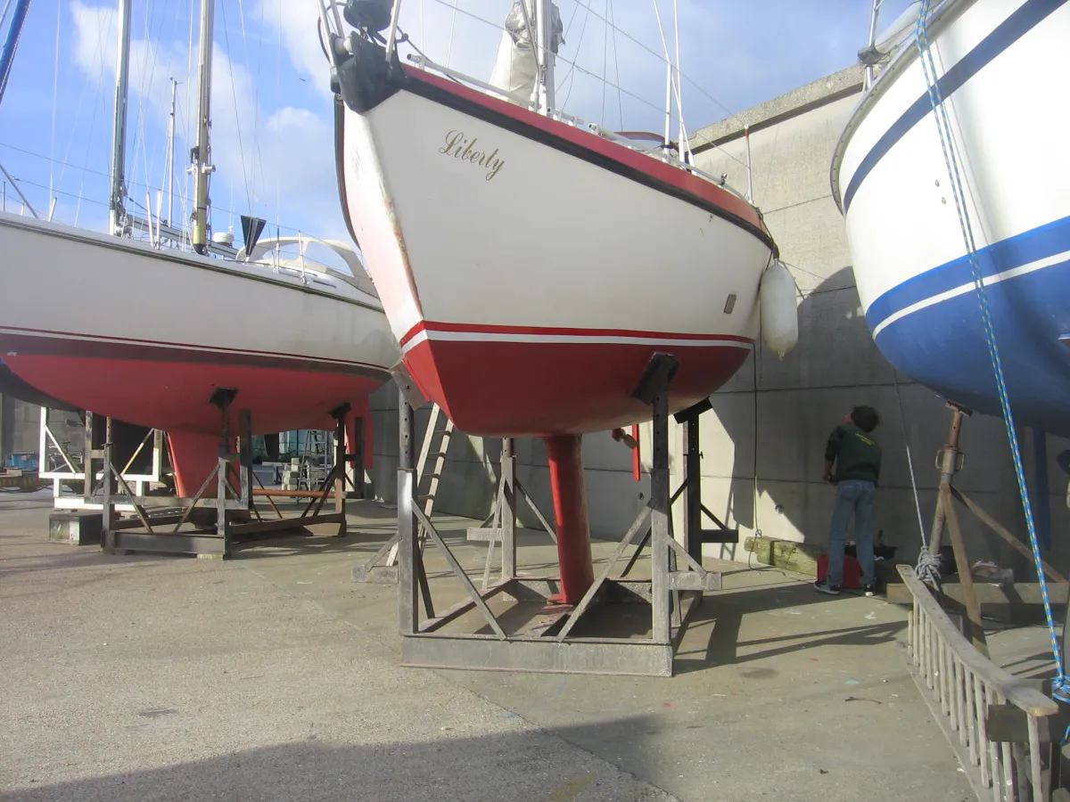 Polyester Sailboat Etap 28