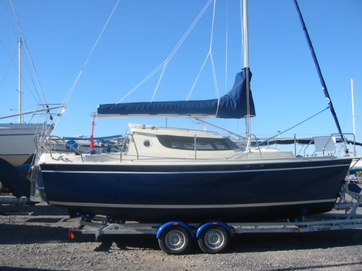 Polyester Sailboat Sunhorse 25