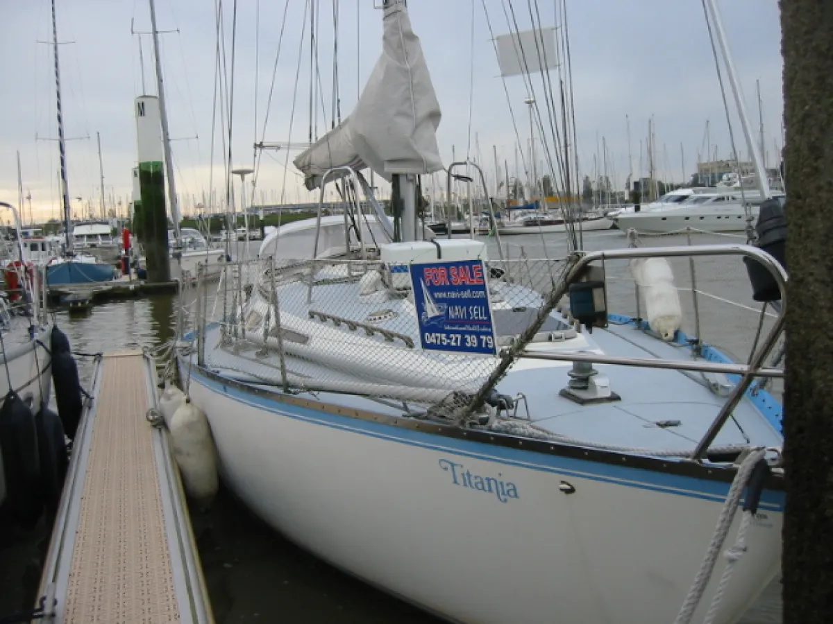 Polyester Sailboat Samba 36