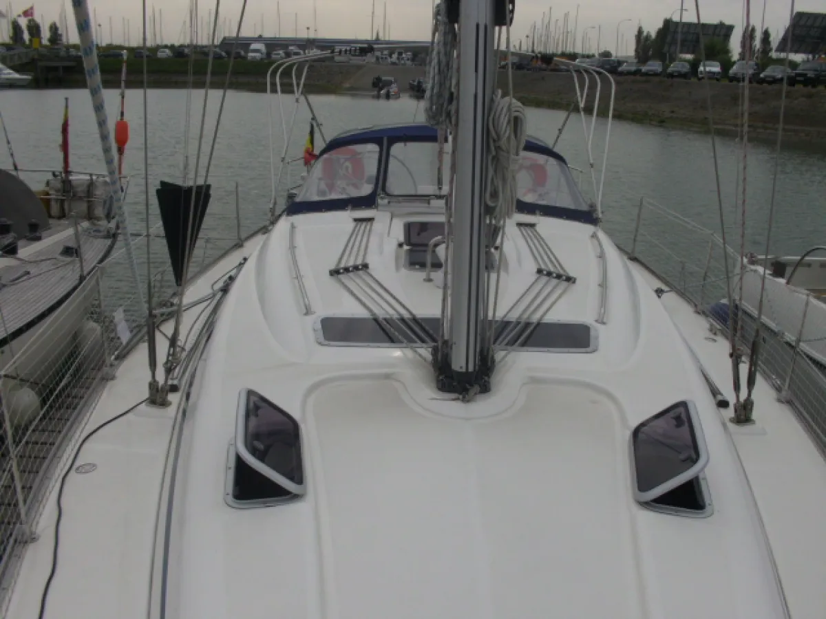 Polyester Sailboat Bavaria 42