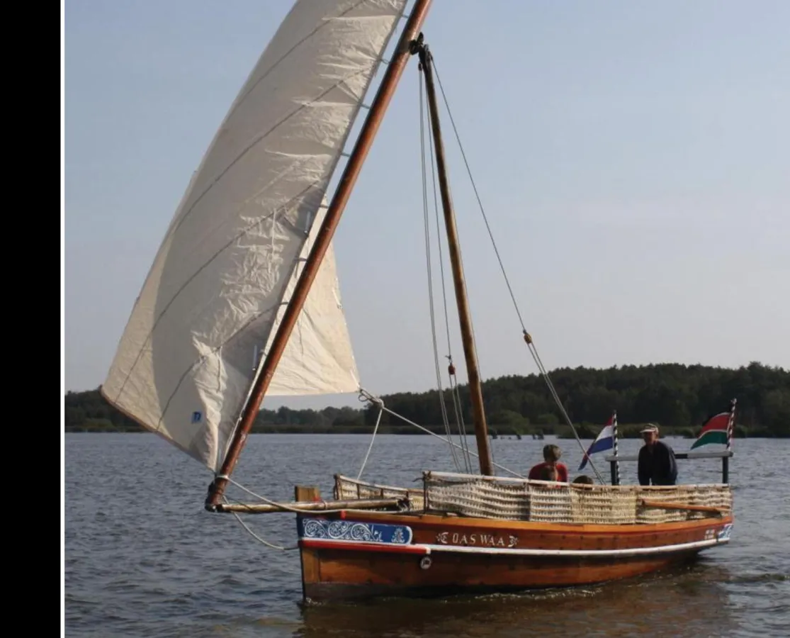 Wood Sailboat Dhow 