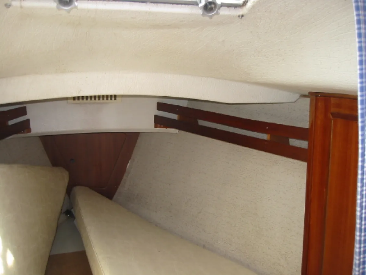 Polyester Sailboat Kievit 820