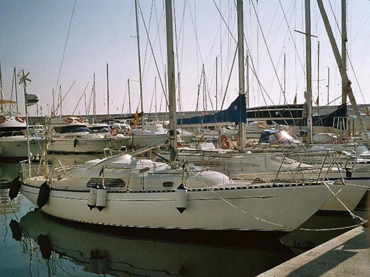 Composite Sailboat Van de Stadt 