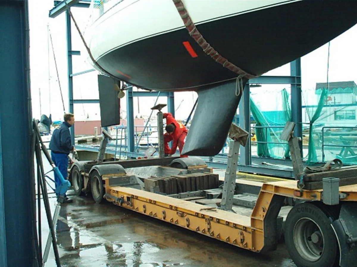 Composite Sailboat Van de Stadt 