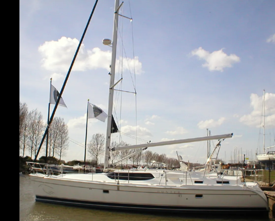 Polyester Sailboat Hunter 45 CC