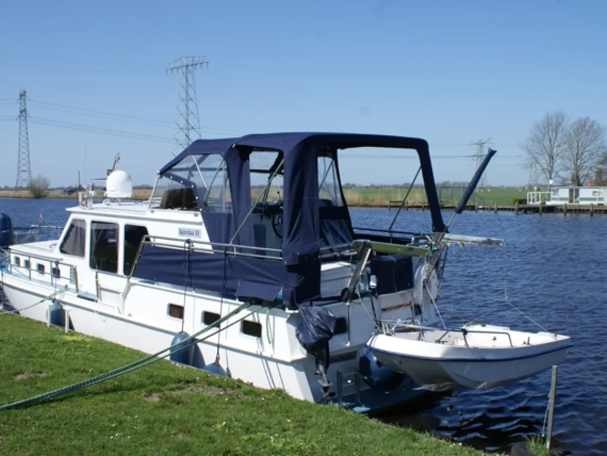 Steel Motorboat Cordia 1100