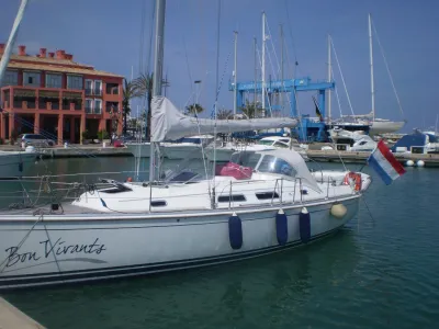 Hanse 370