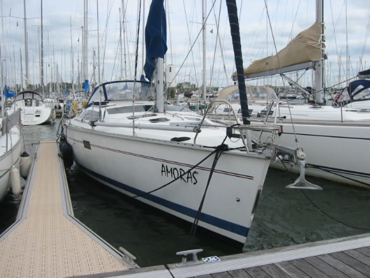 Polyester Sailboat Hunter 40.5 Legend